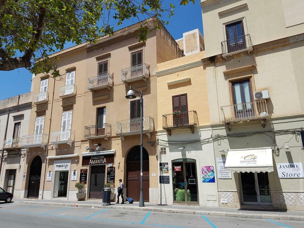 Nomapartments Il Viaggiatore Trapani Buitenkant foto